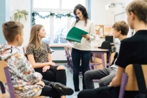 35 years later, High School reading lists still diversity, NCTE study finds