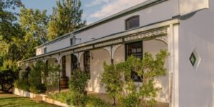 Aquila Collection Unveils World-First White Pinotage Tour in Paarl 